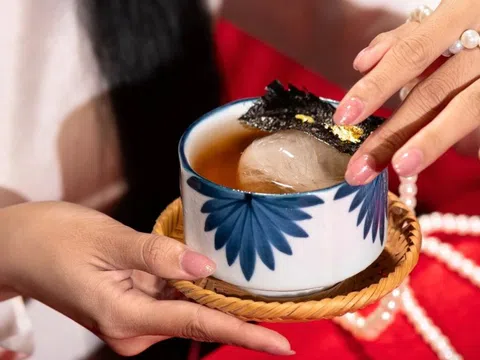 Cocktail ốc luộc, bột lọc heo quay gây chú ý ở Huế