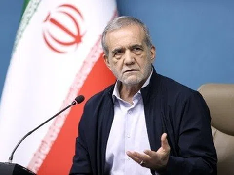 Tổng thống Iran "tố" bị Israel tìm cách ám sát