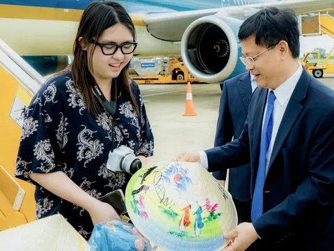 Lấy di sản làm điểm tựa, du lịch Huế bứt phá ngoạn mục