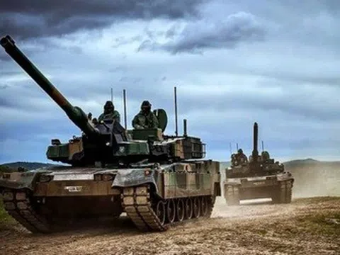 Chiến sự Ukraine lan sát biên giới, Ba Lan mua thêm 180 xe tăng Hàn Quốc