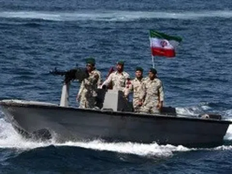 Iran bắt tàu chở dầu nước ngoài trên Vịnh Oman vì cáo buộc buôn lậu