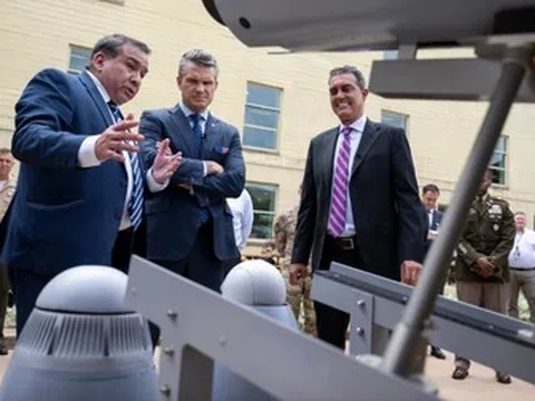 Mỹ trình làng UAV chiến đấu LUCAS giá rẻ, cạnh tranh Shahed‑136 của Iran