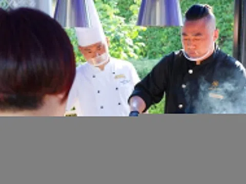 Khách sạn 5 sao Trung Quốc bán cơm hộp, đồ ăn vỉa hè để tồn tại