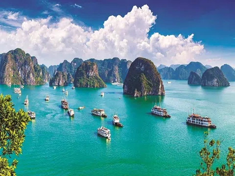 Giải pháp đẩy mạnh phát triển du lịch quốc tế tại Việt Nam trong bối cảnh hội nhập