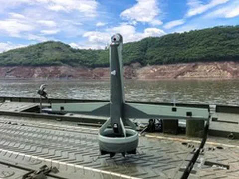 Trung Quốc ra mắt UAV mới có khả năng cất cánh thẳng đứng như tên lửa
