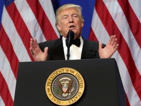 Tổng thống Trump ký luật mới về tiền số