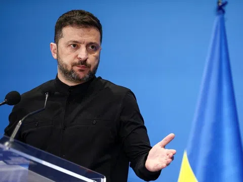 Ukraine muốn ngừng bắn, đề xuất đàm phán hòa bình với Nga
