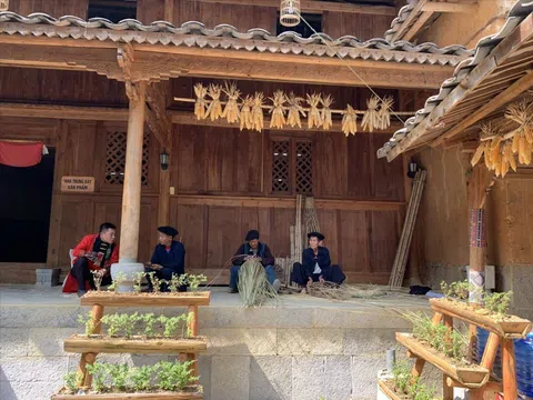 Đo lường khoảng cách chất lượng dịch vụ homestay tại Làng văn hóa H’Mông - Hà Giang(*)