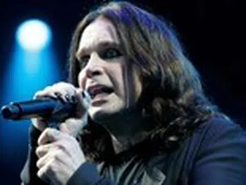 Huyền thoại nhạc rock Ozzy Osbourne qua đời ở tuổi 76