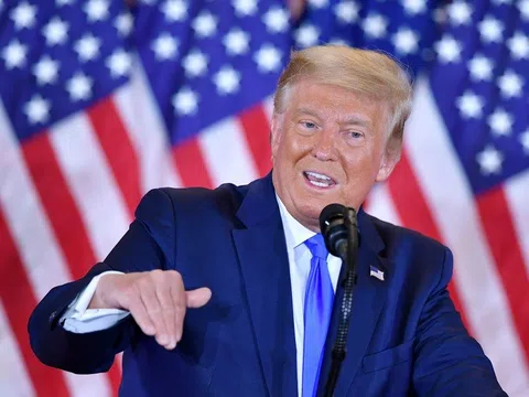 Ông Trump: Châu Âu lẽ ra nên trả tiền vũ khí Mỹ cấp cho Ukraine từ năm 2022