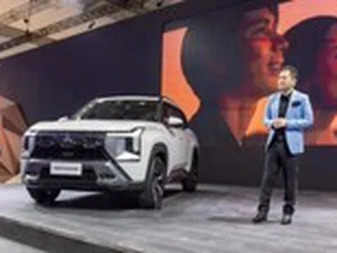 ‘Mitsubishi Destinator không thay thế Outlander, dùng treo thanh xoắn là có lý do’