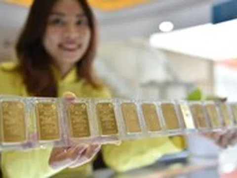 Giá vàng thế giới lao dốc, trong nước giảm nhỏ giọt