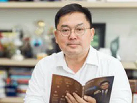 Chia tay Hoàng Nam Tiến, người đứng sau những cuốn sách lay động về tướng Hoàng Đan
