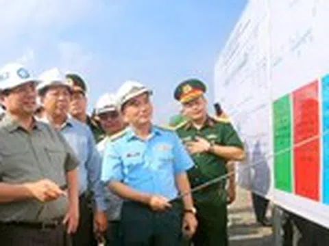 Thủ tướng Phạm Minh Chính kiểm tra tiến độ thi công sân bay Long Thành