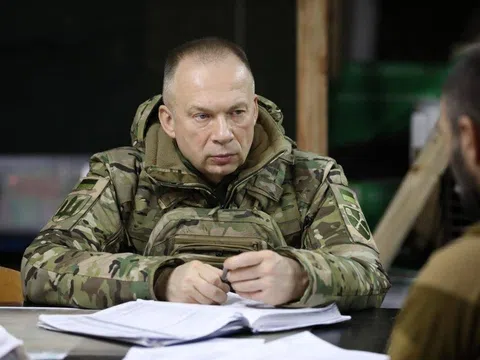 Nga tấn công thẩm thấu, lách khe cửa hẹp xâm nhập pháo đài của Ukraine