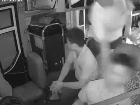 Thông tin mới vụ hành khách tát mạnh vào mặt tài xế khi xe khách đang chạy