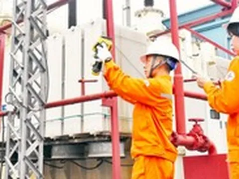 Tiêu thụ điện tiếp tục phá kỷ lục, công suất tăng thêm bằng hai lần thủy điện Sơn La