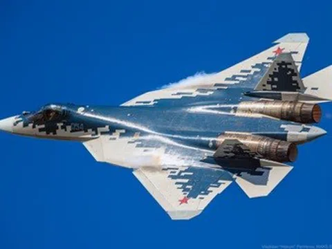 Su-57 mang vũ khí siêu vượt âm: "Át chủ bài" không chiến của Nga