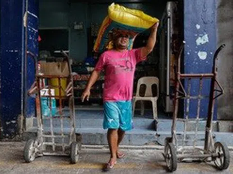 Philippines tạm ngừng nhập khẩu gạo trong 60 ngày