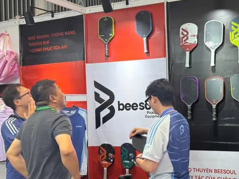 Pickleball 'khuynh đảo' triển lãm quốc tế thể thao