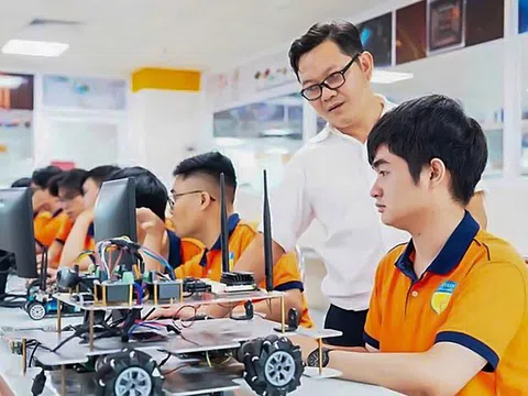 Kiếm tiền rủng rỉnh nhờ… AI