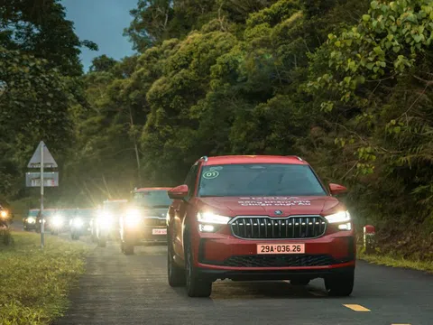 Đoàn xe Skoda vượt 400km tới Buôn Ma Thuột: Băng rừng vượt mưa thử thách gầm Âu