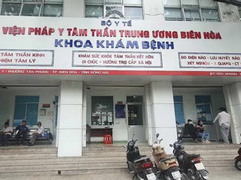 Bác sĩ nhận cả trăm triệu đồng để 'hô biến' tội phạm thành bệnh nhân tâm thần