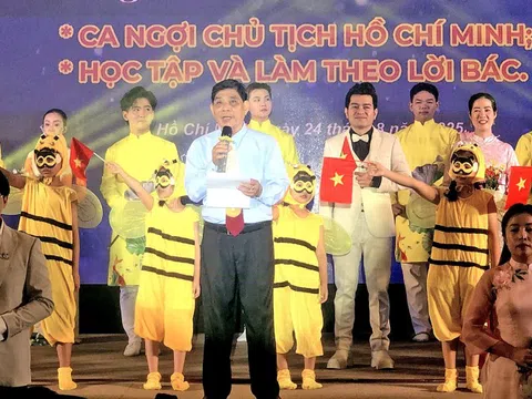 Học Bác tự phê bình, phê bình cùng nhạc sĩ Nguyễn Văn Sanh