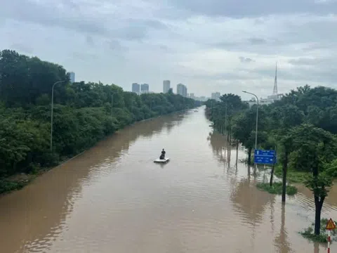 Lũ các sông đang dâng cao kèm mưa rất to, nhiều khu vực Hà Nội có thể ngập 1-3 ngày