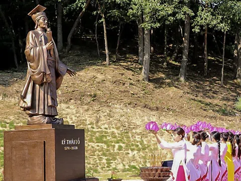 Hàn Quốc dựng tượng vua Lý Thái Tổ tại tỉnh Bắc Gyeongsang