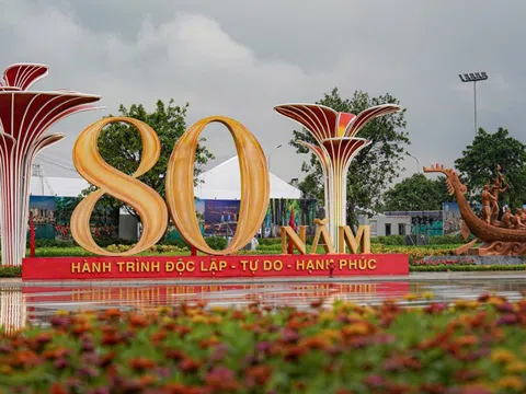 Triển lãm Thành tựu đất nước: Nhìn lại chặng đường lịch sử vẻ vang của dân tộc