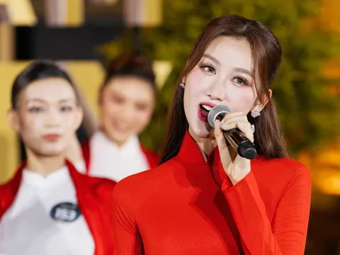 Hơn 50 hoa hậu, á hậu, người đẹp hát ‘Giai điệu tự hào’ mừng Quốc khánh 2-9