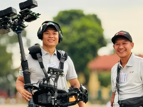 Những thước phim diễu binh Quốc khánh 'say đắm lòng người': Từ áp lực kinh hoàng đến vỡ òa cảm xúc