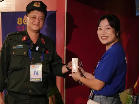 Vinamilk cùng Việt Nam rực rỡ trong ngày hội non sông