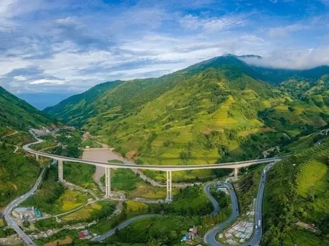 Cầu cạn 1.400 tỷ có trụ 83m cao nhất Việt Nam ngưng hoạt động sau 1 năm khai thác: DN nào đứng sau?