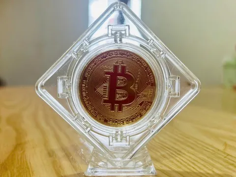 Người sở hữu Bitcoin, Ethereum… sẽ được mua bán hợp pháp tại Việt Nam thông qua sàn