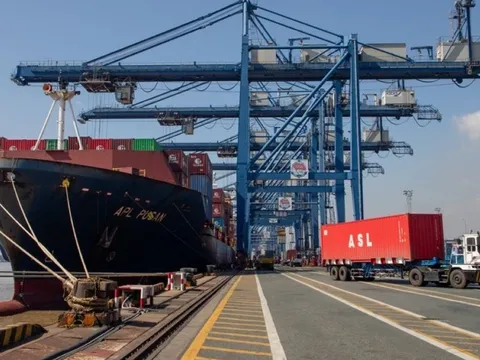 Nhận diện các yếu tố tác động đến năng lực cạnh tranh của doanh nghiệp logistics tại khu vực Đồng bằng sông Hồng