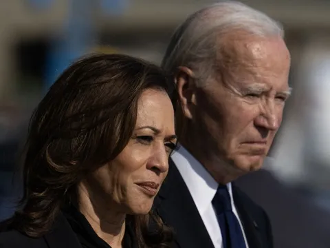 Bà Harris chỉ trích quyết định tái tranh cử của ông Biden trong hồi ký mới