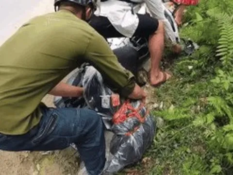 Cô gái Hàn ngã xe ở Tuyên Quang được người dân kéo lên, mời về nhà gội đầu