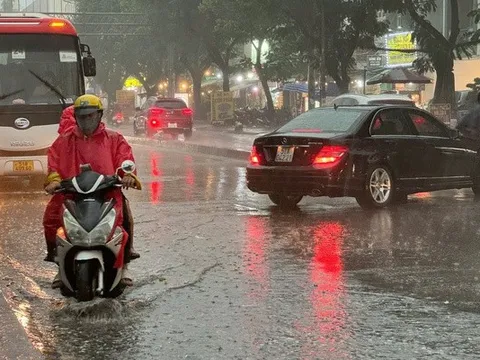 Thời tiết TP HCM hôm nay, 14-9: Mưa dông diện rộng về chiều và tối