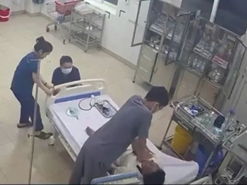 Cứu sống người đàn ông đi bộ vào phòng cấp cứu rồi ngưng tim, ngưng thở