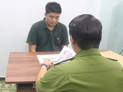 Công an TPHCM bắt khẩn cấp tài xế ô tô hành hung người lớn tuổi giữa phố