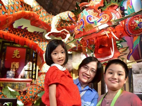 Mãn nhãn với những lồng đèn trung thu xưa tại ngôi đình trăm tuổi ở TP.HCM