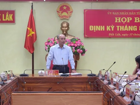 Yêu cầu báo cáo vụ 6 giáo viên thắng kiện nhưng chưa được bồi thường