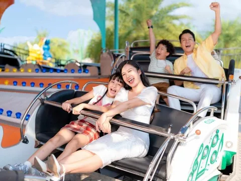 Mối quan hệ giữa trải nghiệm khách hàng, chuyển đổi số và phát triển bền vững của các doanh nghiệp ngành dịch vụ giải trí tại TP. Hồ Chí Minh