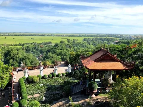 Phát triển du lịch, thương mại tại Núi Sam (tỉnh An Giang) đến năm 2030