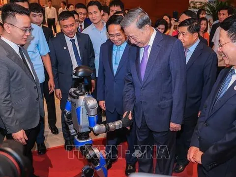 Tổng Bí thư: Ngành Khoa học và Công nghệ tiếp tục tiên phong đưa Việt Nam vững bước đi lên