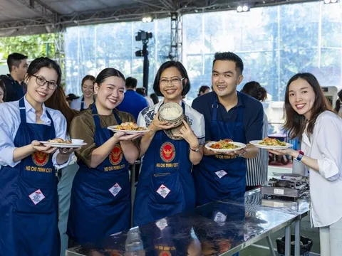 Từ đường phố đến trung tâm thương mại, ẩm thực Thái Lan “hớp hồn” du khách