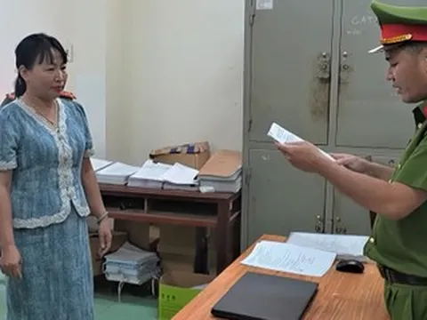 Bắt khẩn cấp một nữ giám đốc công ty ở Quảng Ngãi