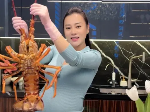 Cơm nhà của Shark Bình, Phương Oanh